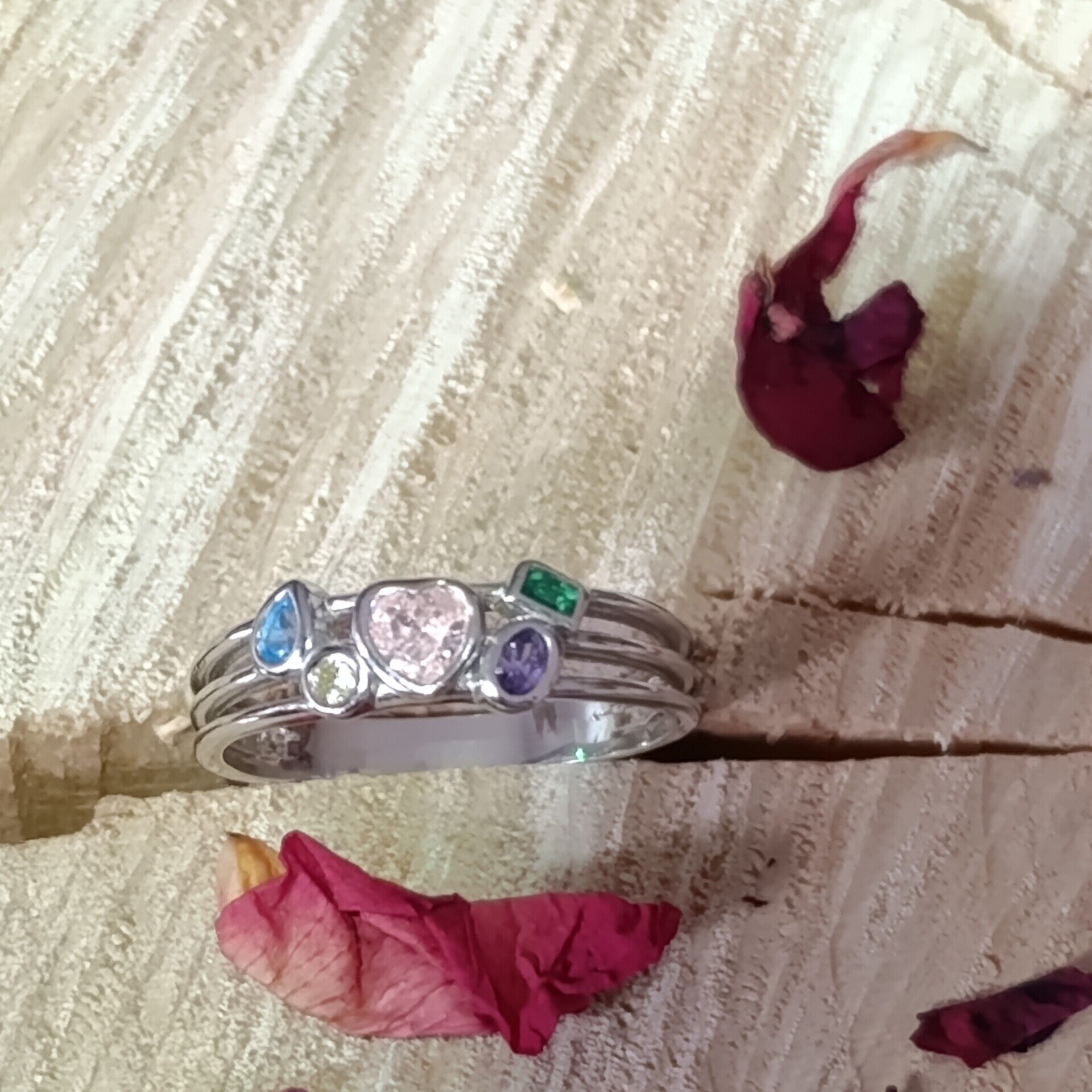 Anillo Arcoíris del Corazón de Plata de Ley 925 - 9