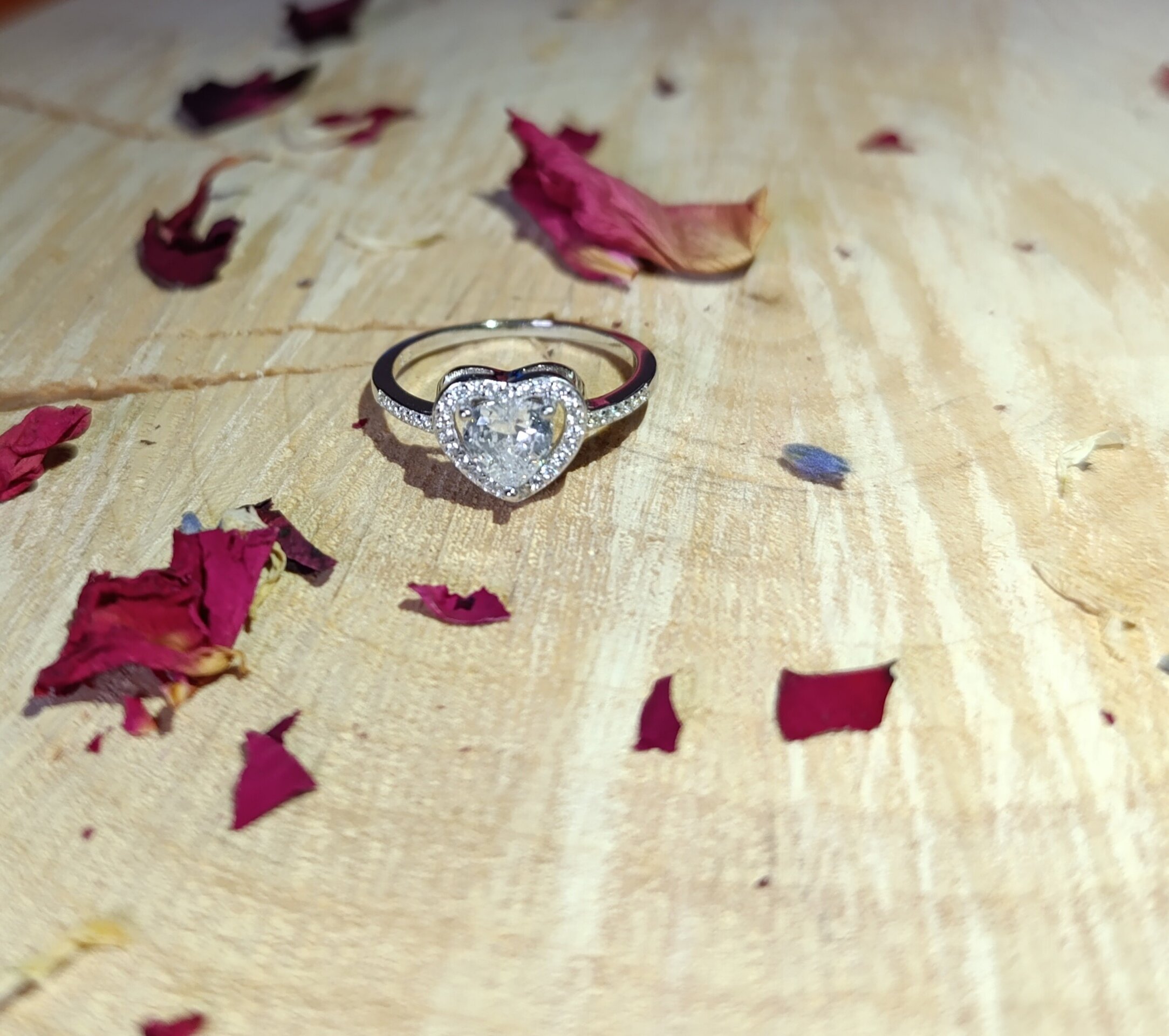 Anillo Corazón de Luz Plata de Ley 925 - 6